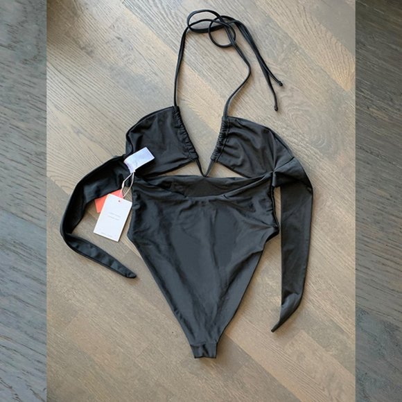 THE FROLIC | Riri Halter Cut Out Swimsuit - Picture 6 of 10